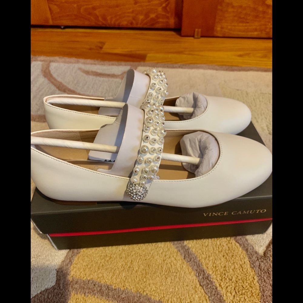 New Vince Camuto girls youth Mary Jane Rhinestone Flats Sz 4 Nordstrom Dressy